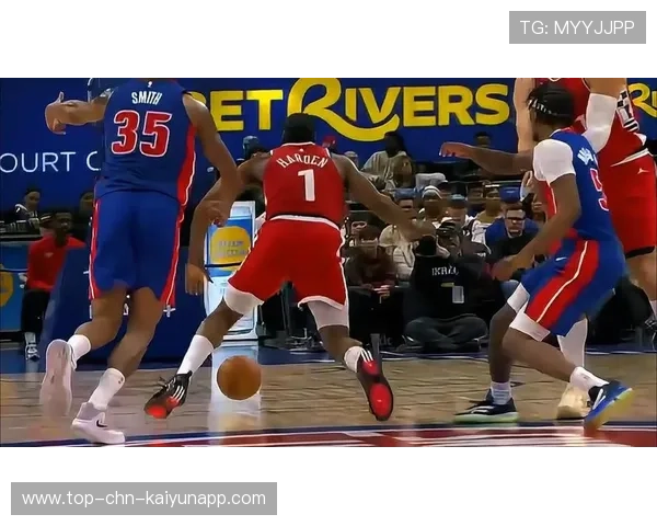 哈登突破造犯规，快船攻防节奏掌控